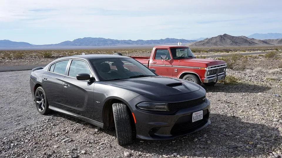 2020 Dodge Charger Scat Pack Widebody includes a new mail slot grille opening, providing the most direct route for cool air to travel into the radiator, to maintain ideal operating temperature even in the hottest conditions.