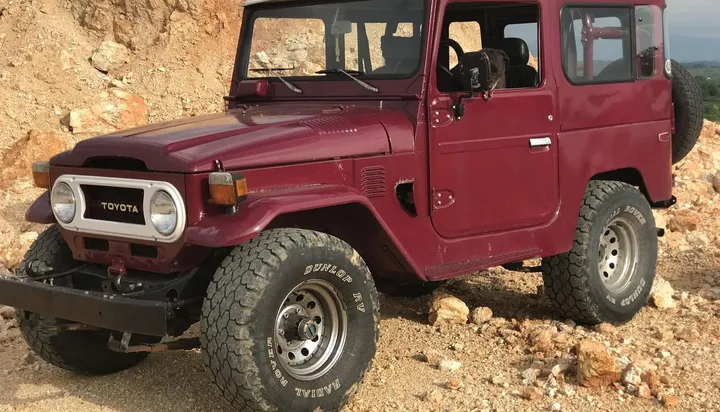 2017_Toyota_Land_Cruiser